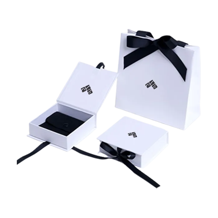 jewelry-necklace-boxes.webp